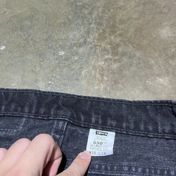 Vintage 90s Levi’s 550 Black Relaxed Fit USA Jeans 36x34 - Picture 4 of 4